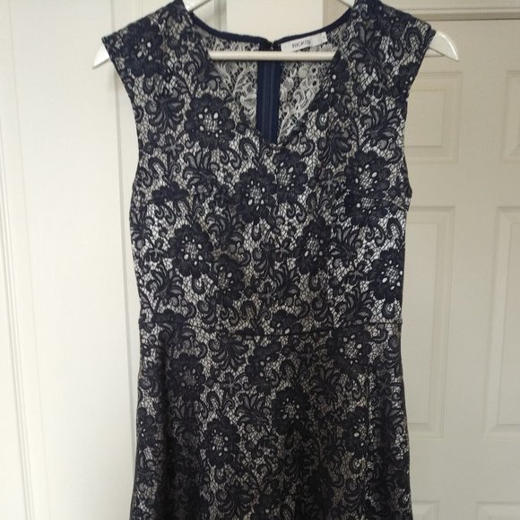 Ricki's | Blue Silver Floral Jacquard Dress | 4 - Picture 5 of 16